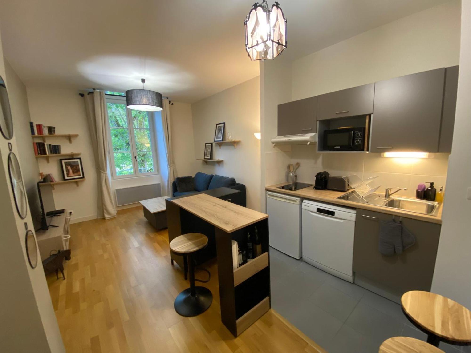 T2 Cosy Et Calme, Parking Prive Et Fibre Inclus Appartement